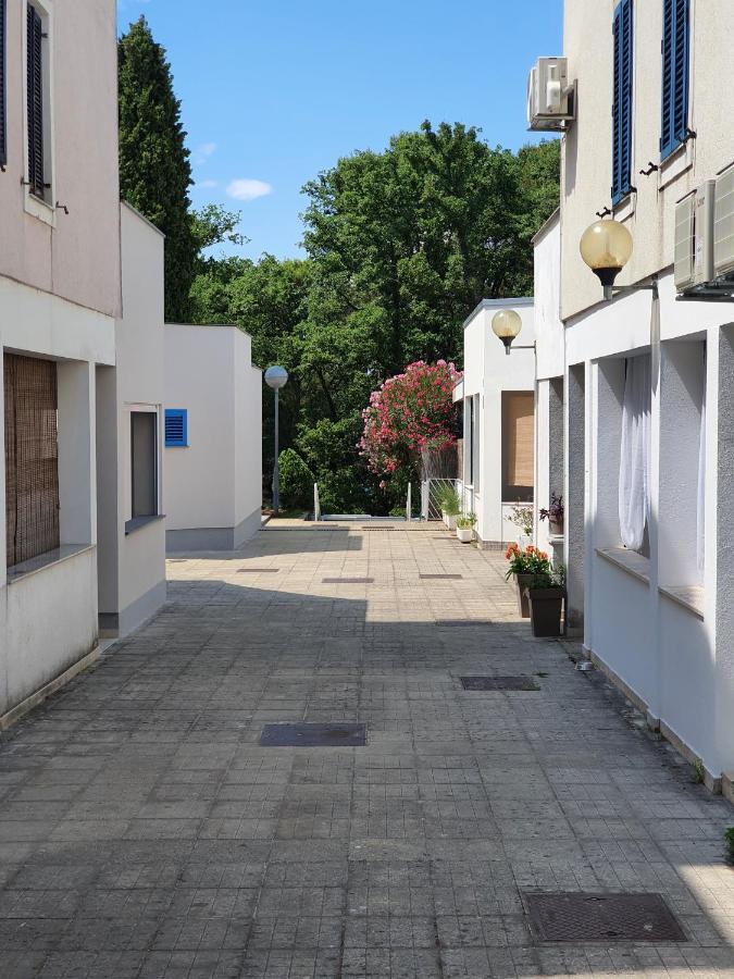 Apartmani Lavin Malinska Exterior foto
