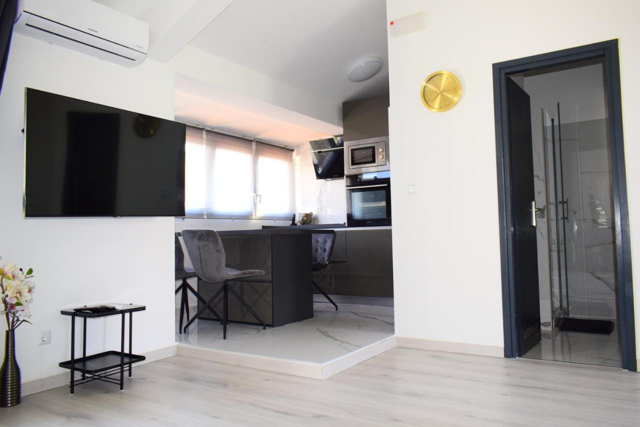 Apartmani Lavin Malinska Exterior foto